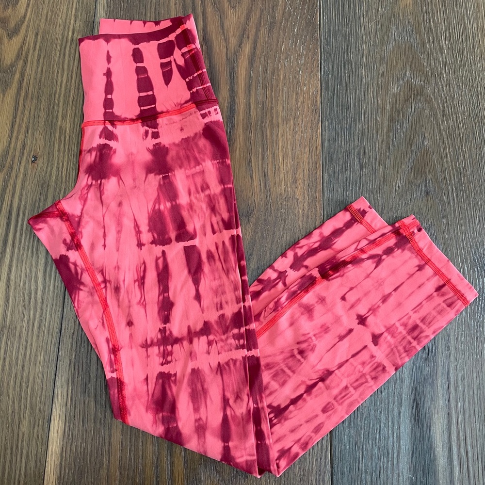 🍋LULULEMON TIE DYE WUNDERUNDER🍋